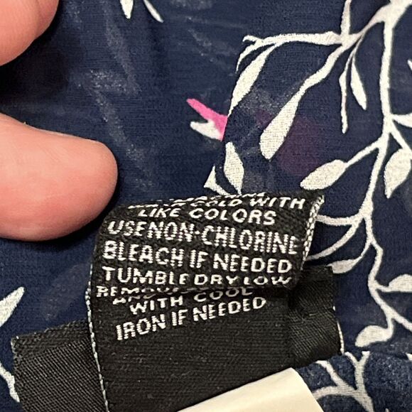 TORRID Womens Size 0 Blue Floral Bird Print Sheer Chiffon Button Back Blouse Top - Picture 5 of 8